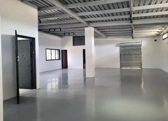 Alquiler Local Comercial De 200 M2 Boleita Norte. Lm26.8315