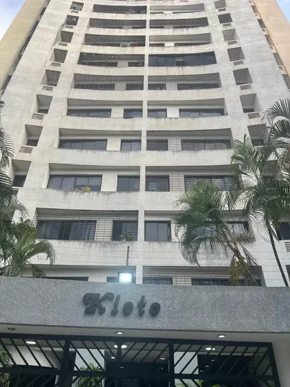 Alquilo Apartamento Valles De Camoruco, 107mt2 3hab, 2 Baños, 2 Puestos Planta Electrica Seguridad