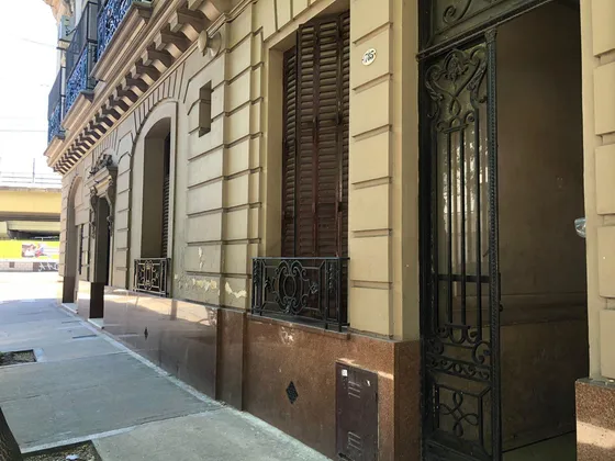 Ph En Venta - 3 Dormitorios 1 Baño - Barracas