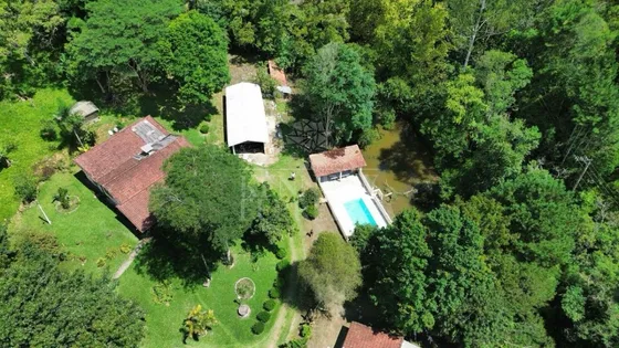 Chácara A Venda Em Juquitiba, Com Uma Área Total De 15.142,00 M² De Pura Tranquilidade.