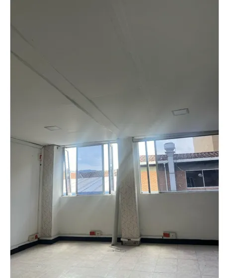 Local En Venta Poblado San Diego