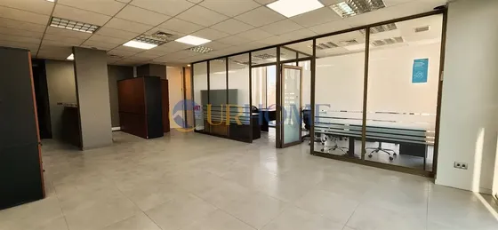 Oficina En Venta En Viña Del Mar, Estacionamientos Y Bodega