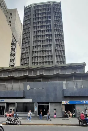 Oficina En Venta. Av. Universidad