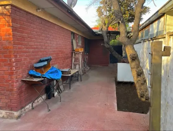 Casa Vitacura, 3 Dormitorios Ideal Para Remodelar.