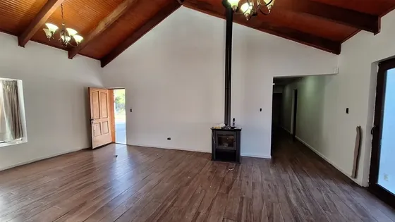 Arriendo En Batuco (árboles Frutales)