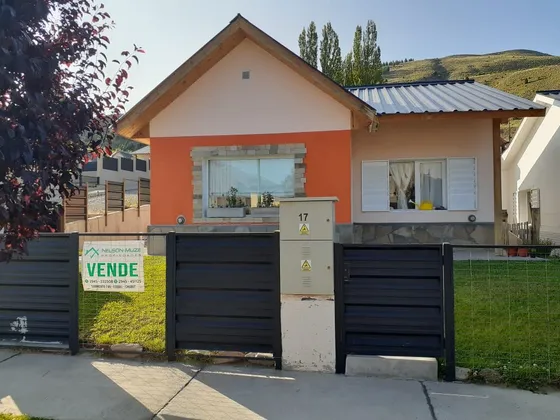Venta. Casa Esquel, Chubut. Barrio Exclusivo Residencial.