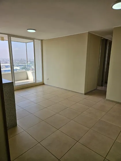 Arriendo Luminoso Y Comodo Departamento
