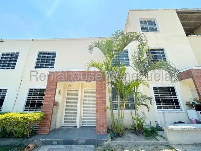 Gisselle Lobo Tiene En Alquiler Moderna Casa En Exclusiva Urbanizacion De Cabudare Con Bellas Areas Comunes Acabados Modernos Cocina Equipada Vigilancia Las 24 Horas 2 5 1 7 7 1 3                     