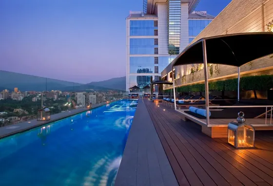 Exclusiva Residencia Hotel W - Taller Escritorio Adicional