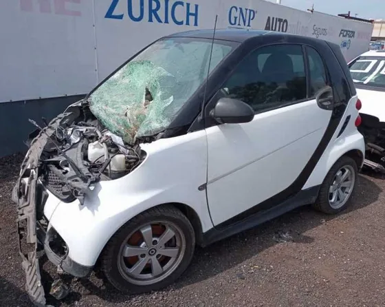 Smart Fortwo 1.0 Coupe Black&white L3 At