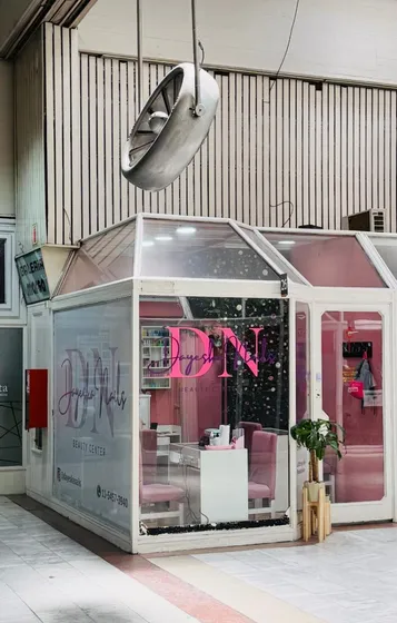 Belgrano / Excelente Local En Venta En Galería Marga