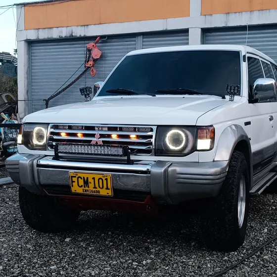 Mitsubishi Montero 3.0 V43 Wagon