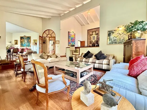 Casa En Venta En Lo Barnechea / Camino De La Huerta 