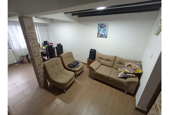 Venta De Casa Con Renta En La Cumbre