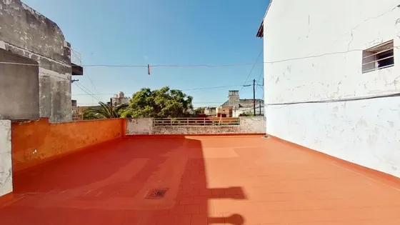 Casa 4 Amb En Venta C/ Jardín Garage Y Terraza.