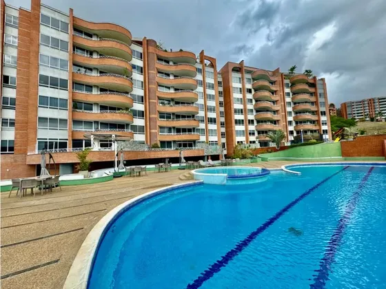 Se Vende Pb 322m2+284m2 4h+s/6b/4p Mirador De Los Campitos