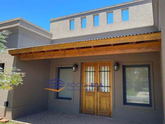 Casa En  Venta  En Comarcas De Lujan