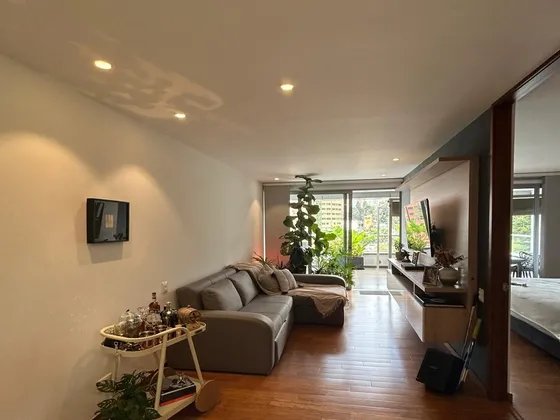 Apartamento En Arriendo Ubicado En El Poblado Sector El Tesoro (26477).
