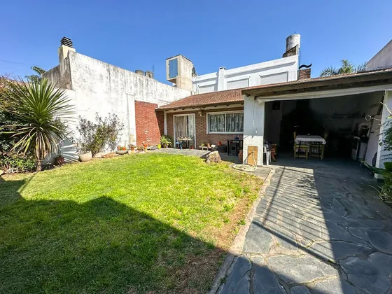 Casa Venta 4 Ambientes Castelar Lote Propio