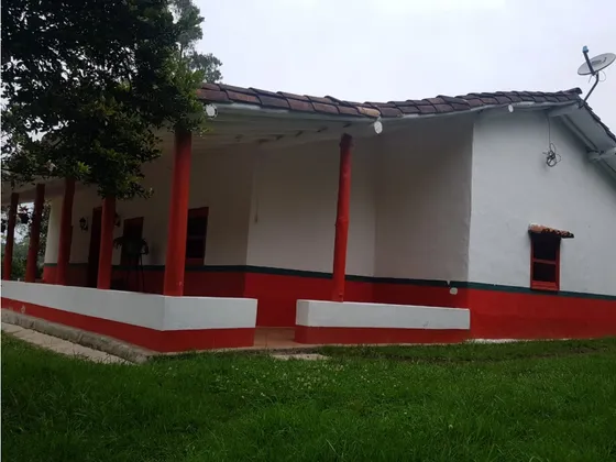 Venta De Finca En Santa Elena