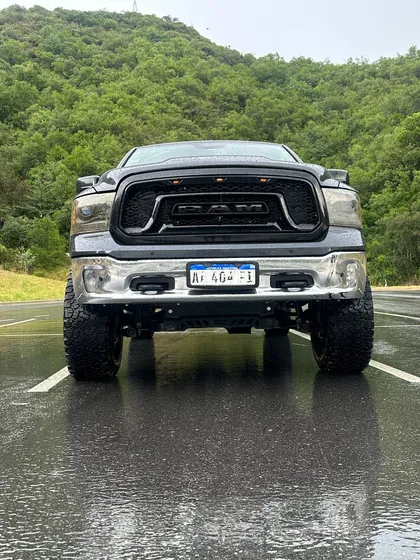 Ram 1500 5.7 Laramie Atx V8