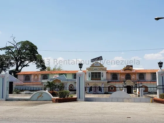 Hotel Discoteca Tasca Restaurante En Venta Sector La Encrucijada Turmero Con Pozo De Agua Planta Electrica Negociable Kg:25-14502