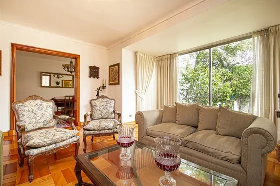Amplia Casa En Venta En Providencia