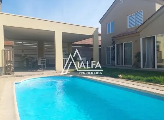 Maravillosa Casa Esquina-modelo Pullay-quincho Y Piscina
