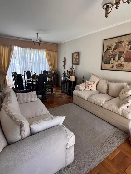 Latadia/ Manquehue Sur