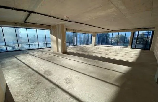 Oficina Obra Gruesa 241m2 - La Dehesa