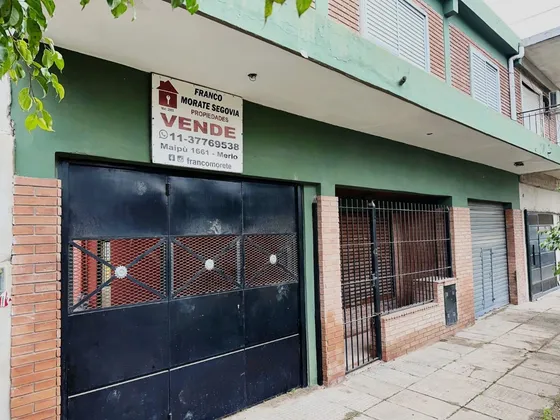Venta - Casa Multifamiliar 5 Amb + Depto 3 Amb. + Depto 2 Amb. + Local Comercial - Nuestra Señora De La Merced Al 600 - Libertad - Merlo - Usd 110.000