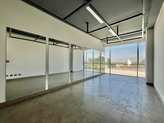 Oficina Con Espejos