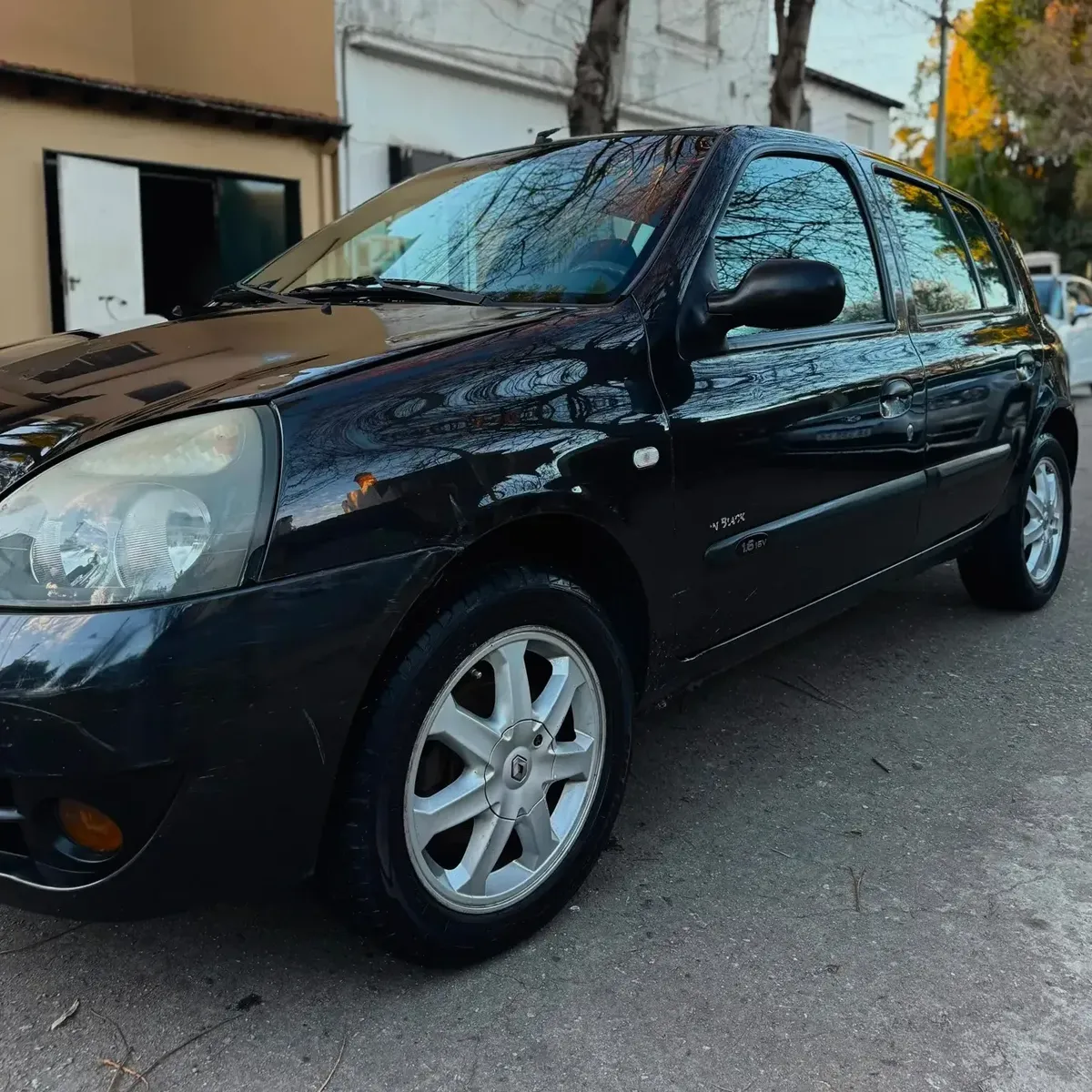 Renault Clio 1.6 Privilege