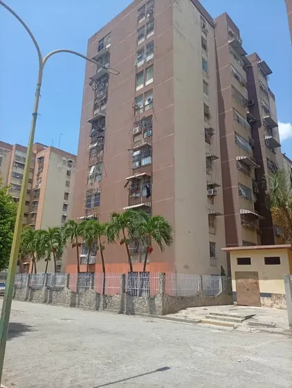 Se Vende Apartamento Ubicado En Los Nispero, Turmero, 007jsc