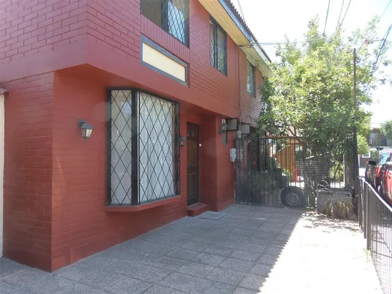 Casa En Arriendo De 4 Dorm. En Maipú