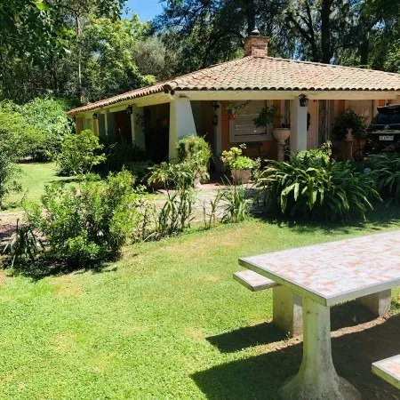 Casa Quinta De 9000 M2 Con Quinchos - Pileta - Casa De Caseros