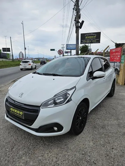 Peugeot 208 Active 1.2 Flex