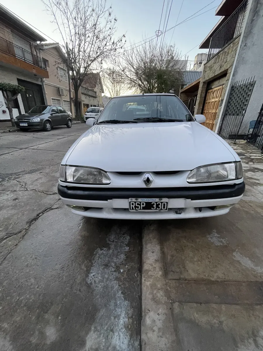 Renault R19 1.8 Rt Rti535256473136670725