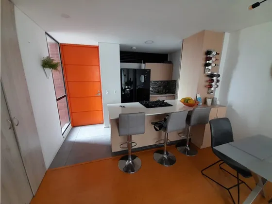 Se Vende Apartamento En La Loma De Las Brujas, Envigado