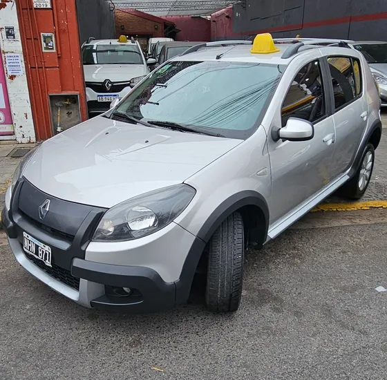 Renault Sandero Stepway 1.6 Privilege 105cv