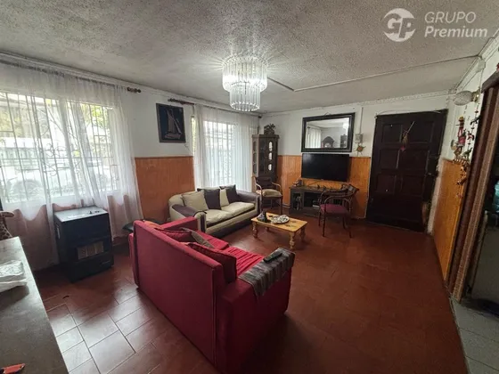 Casa En Venta De 2 Dorm. En Puente Alto