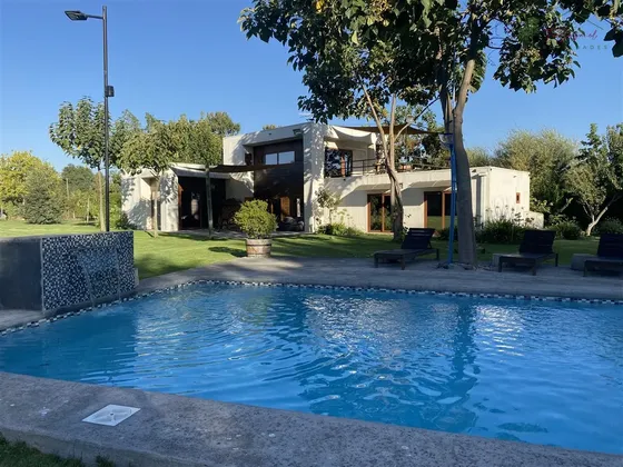 Moderna Casa En Parcela 5d/4b Piscina Y Quincho En Malloco