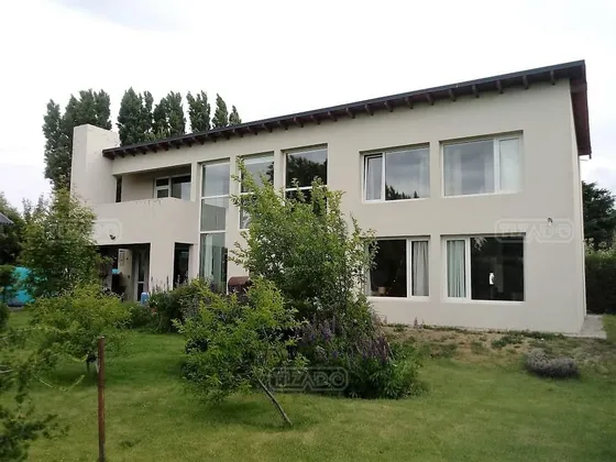 Casa  En Venta Ubicada En Dina Huapi, Bariloche