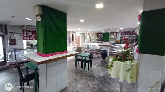 Fondo De Comercio Y Local Comercial En La Fuente Del Paraíso