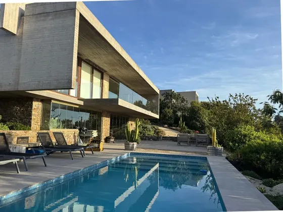 Casa Con Gran Vista - Fundo Zapallar