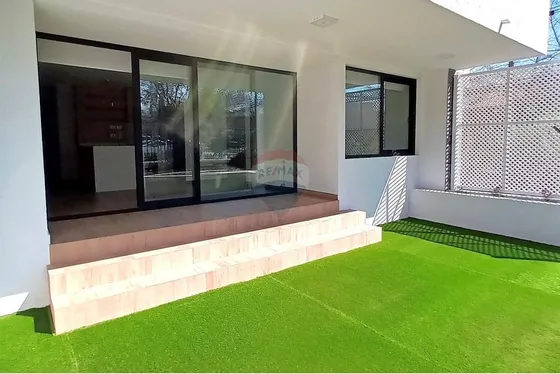 En Arriendo - 1d Con Jardín Alto Las Condes
