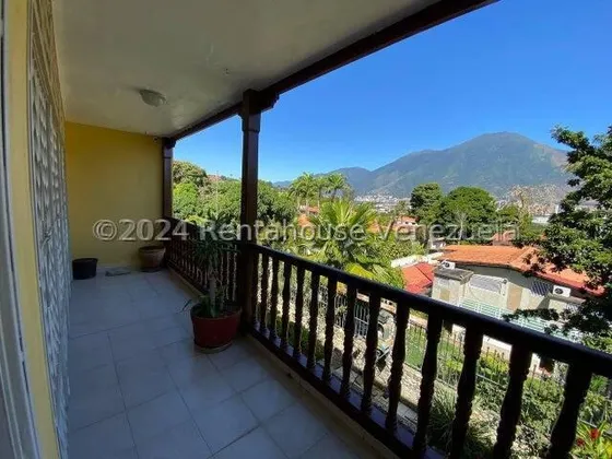 Casa En Alquiler, Colinas De Los Ruices - Marigreys Blanco - #24-28048