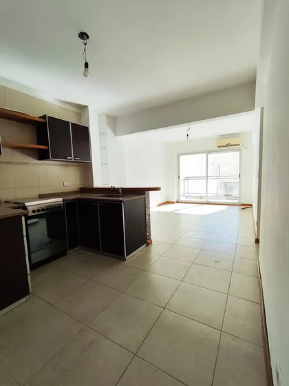 Venta  Mono Div Con Balcon Y Cochera Palermo 