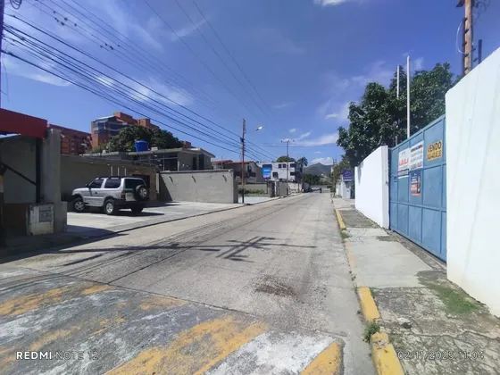 Parcela Con Casa Comercial En Venta En Urb. La Alegría (al)