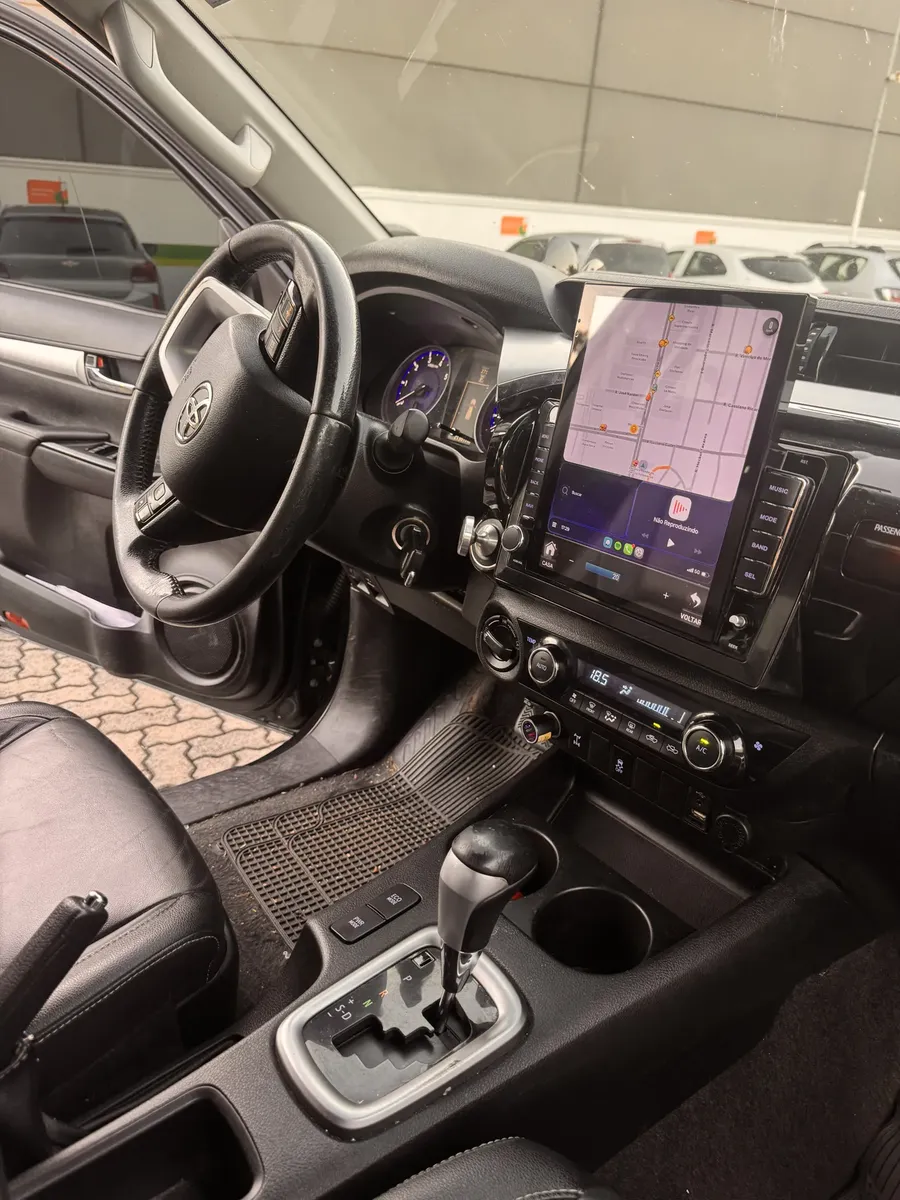 Toyota Hilux 2017 2.8 Tdi Srv Cab. Dupla 4x4 Aut. 4p — foto 8